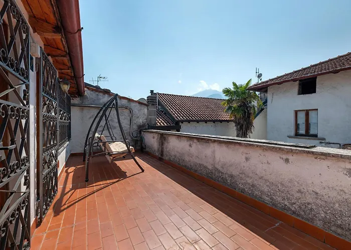 Very Elegant Historic F2 * Gravedona