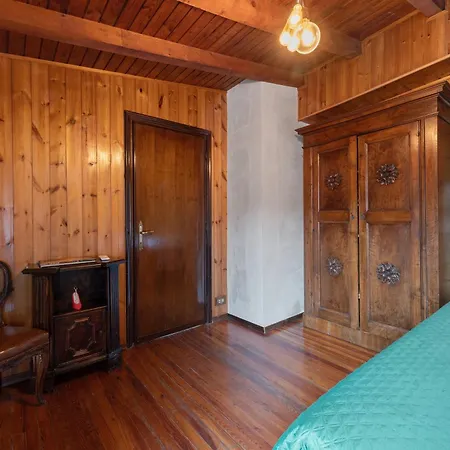 Apartamento Very Elegant Historic F2 *