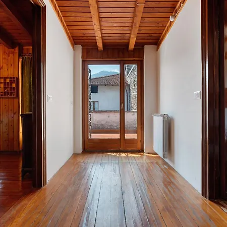 Very Elegant Historic F2