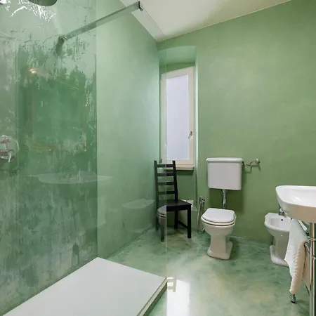 Very Elegant Historic F2