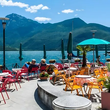 Very Elegant Historic F2 *